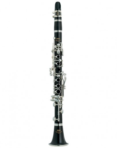 Clarinete Mib (Requinta) Yamaha YCL-681 II